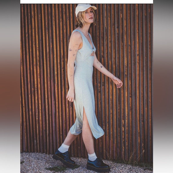 Misty lux dress ๐ cutout spandex cute - Picture 7 of 8